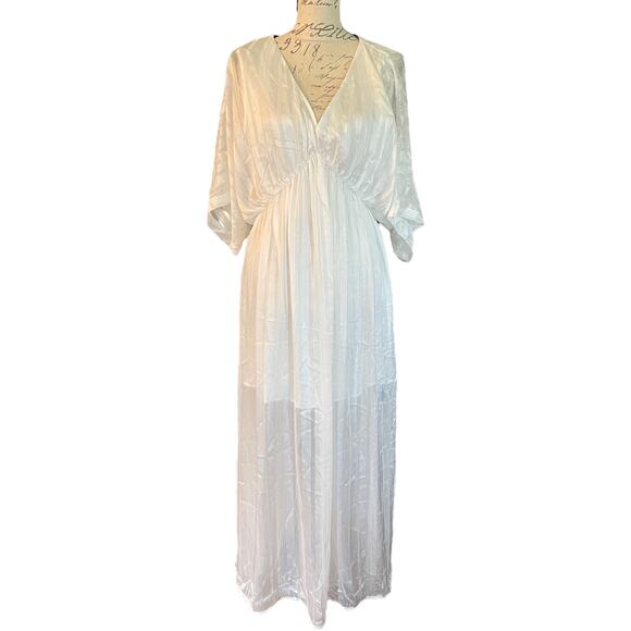 Cupshe NWT White Long Dress Bathing Suit Cover Up Size Medium - Picture 1 of 2
